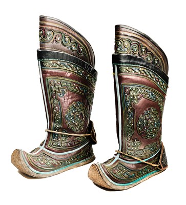 Lot 377 - A PAIR OF ASIAN DECORATED LEATHER BOOTS, MID-20TH CENTURY, MONGOLIAN OR TIBETAN