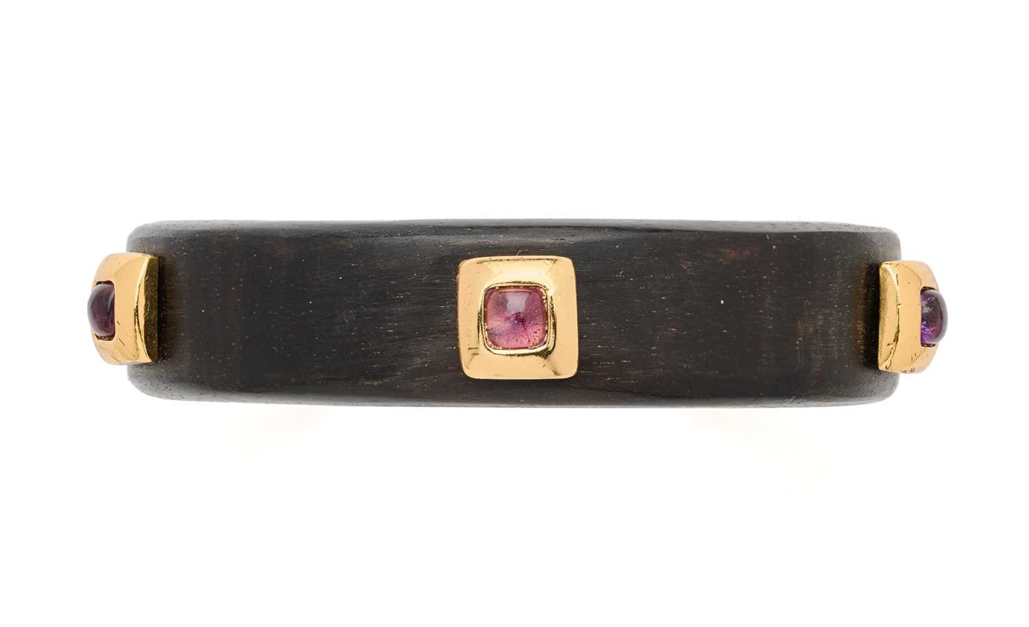 Lot 341 - WOOD AND TOURMALINE BANGLE