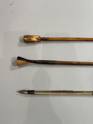 Lot 43 - A LARGE QUANTITY OF ARROWS AND HARPOONS, 19TH CENTURY