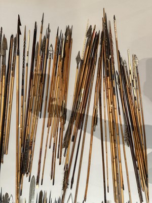 Lot 43 - A LARGE QUANTITY OF ARROWS AND HARPOONS, 19TH CENTURY