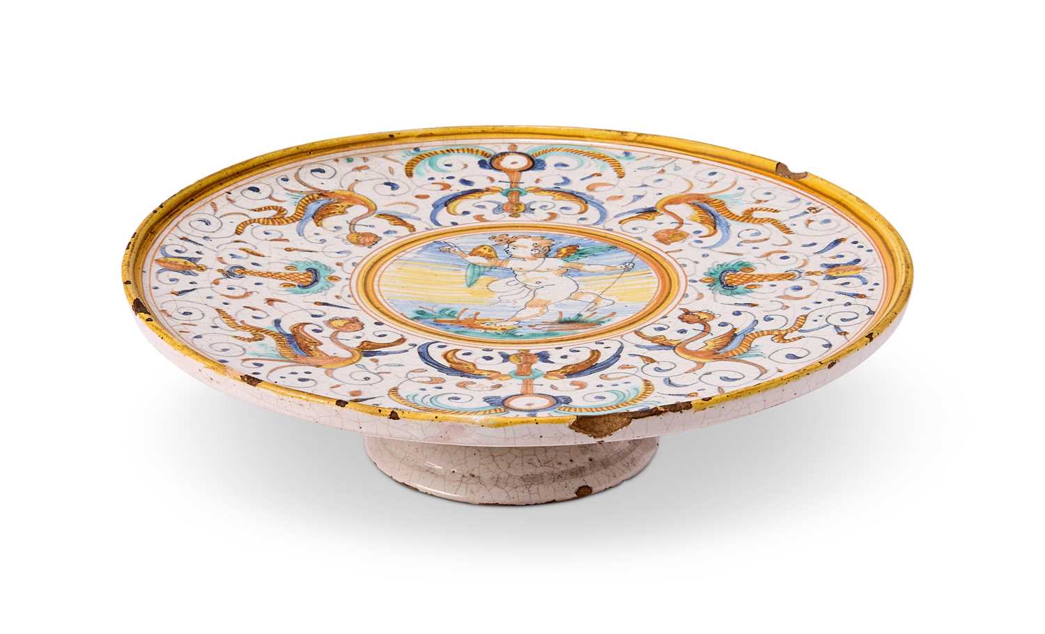 Lot 1 - A DERUTA MAIOLICA TAZZA, MID 17TH CENTURY