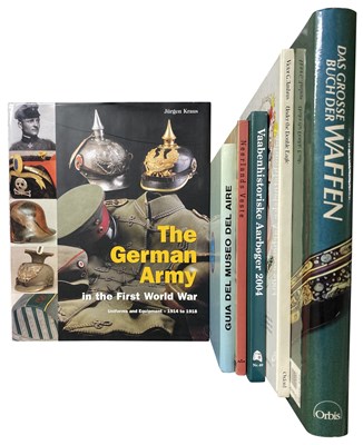 Lot 856 - KRAUS, JÜRGEN: THE GERMAN ARMY IN THE FIRST WORLD WAR: UNIFORMS AND EQUIPMENT: 1914-1918