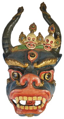 Lot 12 - A PAINTED RITUAL MASK