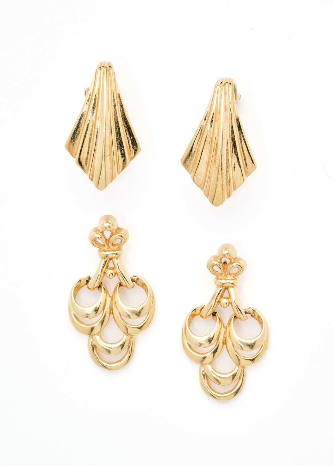 Lot 357 - TWO PAIRS OF EARRINGS