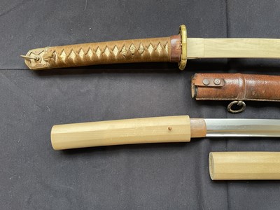 Lot 589 - A JAPANESE SHIN-GUNTO, THE BLADE 1750-1850, MILITARY MOUNTS 1942-1945