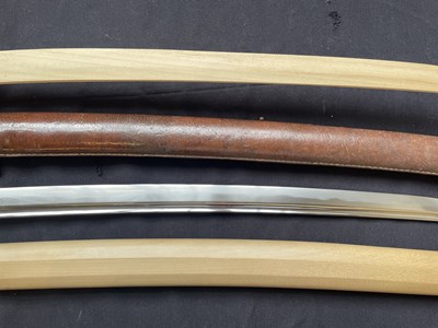 Lot 589 - A JAPANESE SHIN-GUNTO, THE BLADE 1750-1850, MILITARY MOUNTS 1942-1945