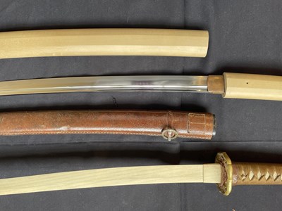 Lot 589 - A JAPANESE SHIN-GUNTO, THE BLADE 1750-1850, MILITARY MOUNTS 1942-1945