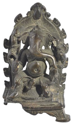 Lot 41 - A SMALL BRONZE FIGURE OF GANESHA