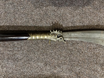 Lot 94 - A VIETNAMESE GLAIVE (YAN YUE DAO), QING DYNASTY, 19TH CENTURY