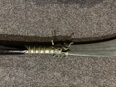 Lot 94 - A VIETNAMESE GLAIVE (YAN YUE DAO), QING DYNASTY, 19TH CENTURY