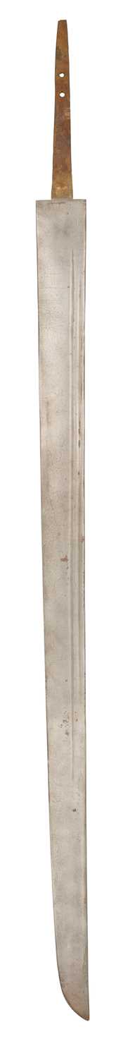 Lot 598 - A LARGE CHINESE TWO-HAND SWORD (SHUANG SHOU DAO), QING DYNASTY, 19TH CENTURY