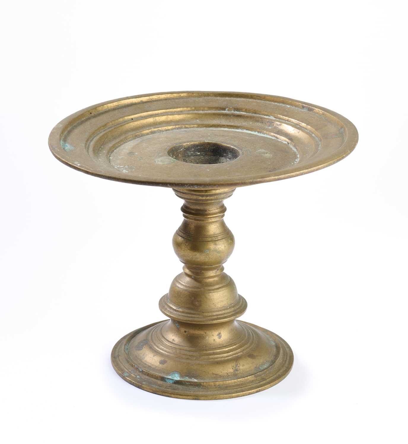 Lot 57 - A BRASS PAN TRAY, PROBABLY DECCAN, INDIA, 19TH/20TH CENTURY