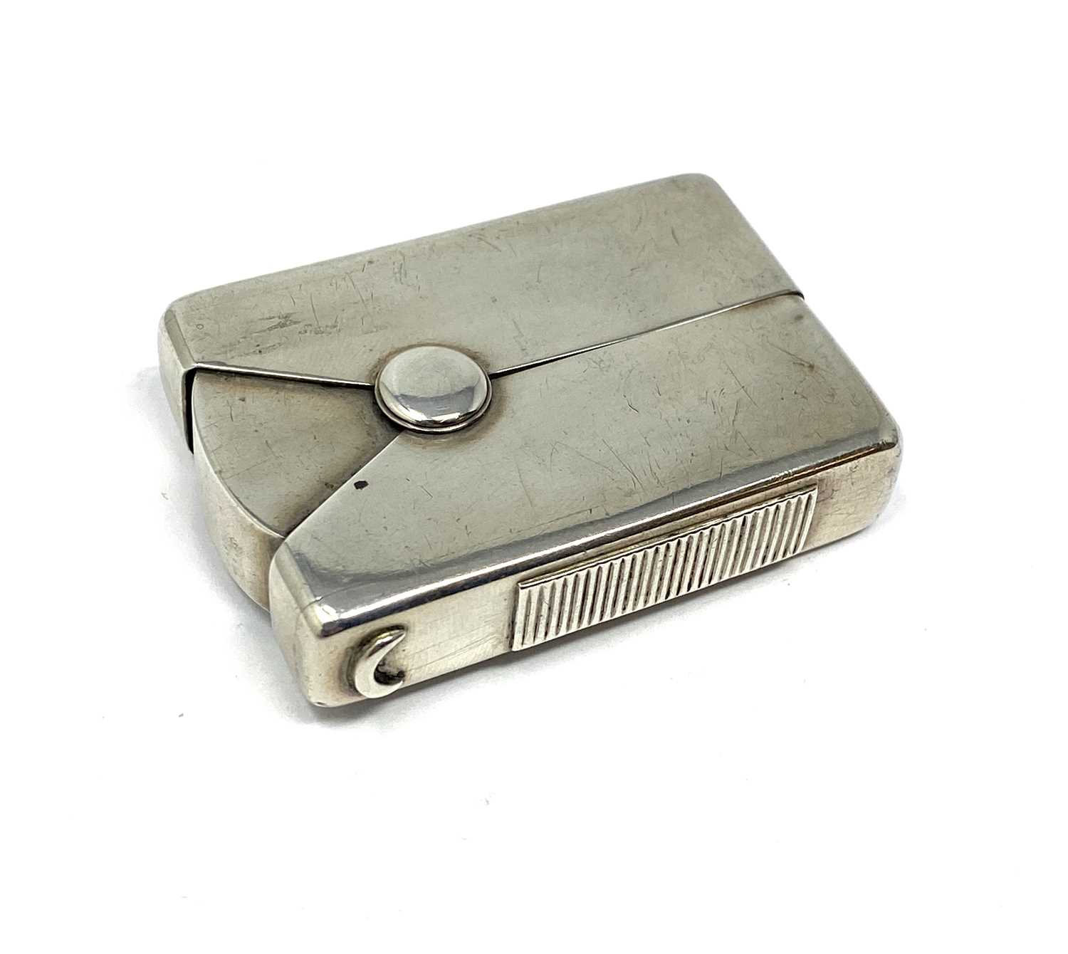 Lot 8 - A VICTORIAN SILVER VESTA CASE, S. MORDAN & CO., LONDON, 1881