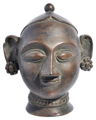 Lot 58 - A BRONZE GAURI HEAD