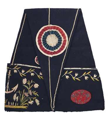 Lot 135 - AN EXTREMELY RARE FRENCH REVOLUTIONARY PERIOD BONNET, LATE 18TH CENTURY