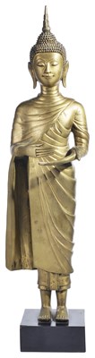 Lot 71 - A STANDING BRONZE FIGURE OF BUDDHA