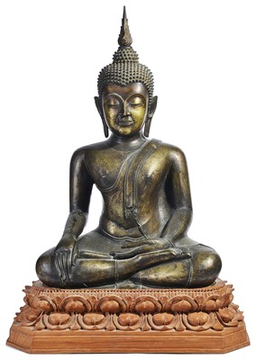 Lot 74 - A BRONZE FIGURE OF BUDDHA