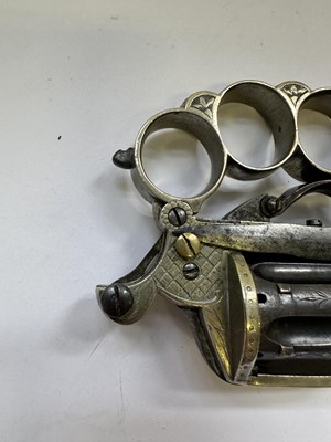 Lot 416 - A LIEGE PIN-FIRE SIX-SHOT KNUCKLE-DUSTER REVOLVER OF DOLNE (APACHE) TYPE AND OF SMALL BORE