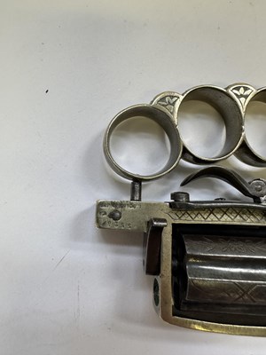 Lot 416 - A LIEGE PIN-FIRE SIX-SHOT KNUCKLE-DUSTER REVOLVER OF DOLNE (APACHE) TYPE AND OF SMALL BORE