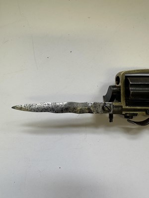 Lot 417 - A LIEGE PIN-FIRE SIX-SHOT KNUCKLE-DUSTER REVOLVER OF DOLNE (APACHE) TYPE AND OF SMALL BORE