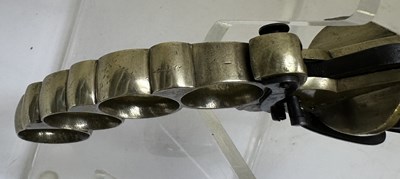 Lot 417 - A LIEGE PIN-FIRE SIX-SHOT KNUCKLE-DUSTER REVOLVER OF DOLNE (APACHE) TYPE AND OF SMALL BORE