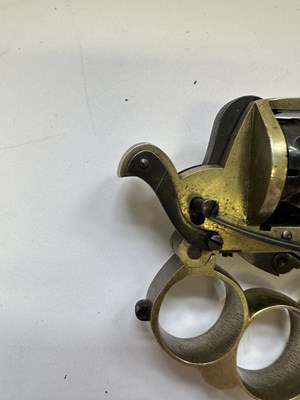 Lot 417 - A LIEGE PIN-FIRE SIX-SHOT KNUCKLE-DUSTER REVOLVER OF DOLNE (APACHE) TYPE AND OF SMALL BORE