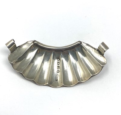 Lot 174 - A VICTORIAN SILVER MOUSTACHE GUARD, BOURNE & O'NEILL, BIRMINGHAM, 1890