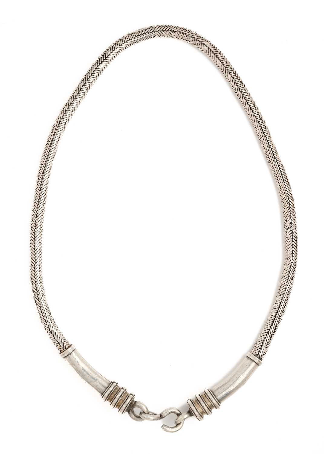 Lot 59 - A SILVER ROPEWORK BELT, DECCAN, INDIA, 19TH CENTURY