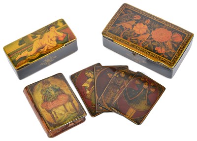 Lot 113 - â€¡THREE SMALL LACQUER ITEMS