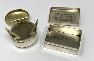 Lot 109 - A VICTORIAN SILVER DRESSING CASE BOX AND COVER, EDWARD EDWARDS, LONDON, 1838
