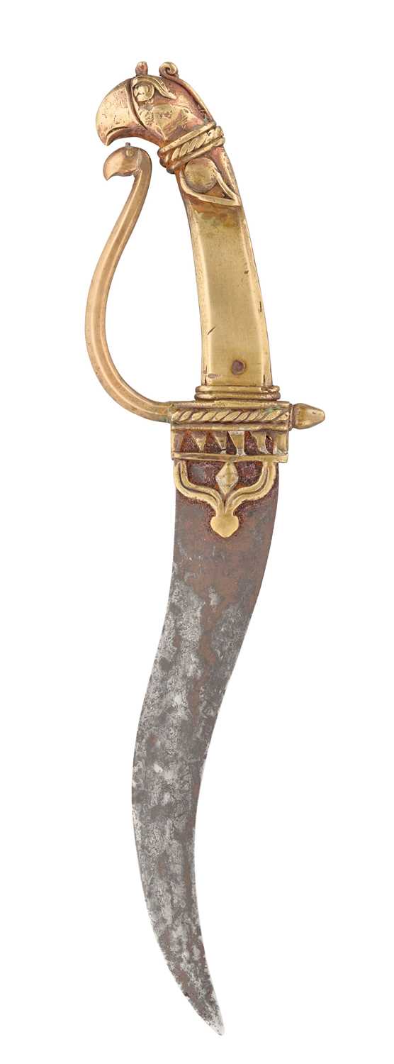Lot 7 - A SOUTH INDIAN DAGGER (KHANJAR), 18TH/19TH CENTURY, PROBABLY MADURAI, TAMIL NADU