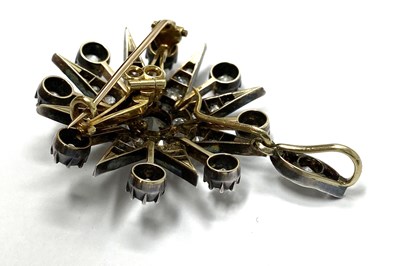 Lot 835 - VICTORIAN DIAMOND STAR BROOCH/PENDANT, 1890s