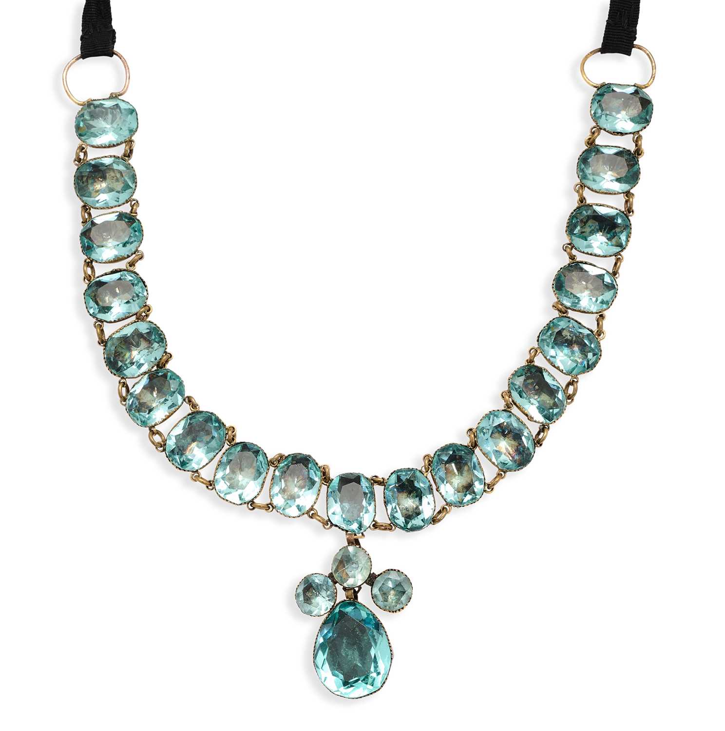 Lot 826 - RARE 'QUEEN ANNE' AQUAMARINE PASTE NECKLACE, 1750s