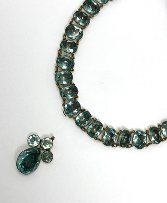 Lot 826 - RARE 'QUEEN ANNE' AQUAMARINE PASTE NECKLACE, 1750s