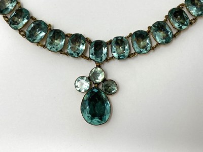 Lot 826 - RARE 'QUEEN ANNE' AQUAMARINE PASTE NECKLACE, 1750s