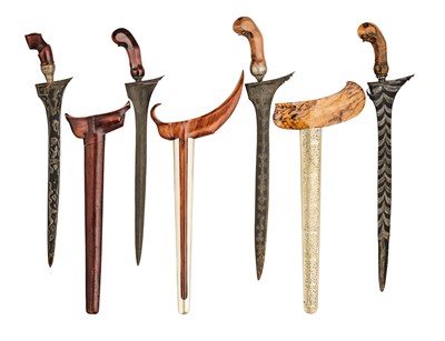 Lot 519 - FOUR JAVANESE KRIS, 19TH CENTURY