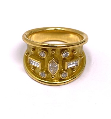 Lot 705 - MCCABE MCCARTY: GOLD AND DIAMOND RING, 1976