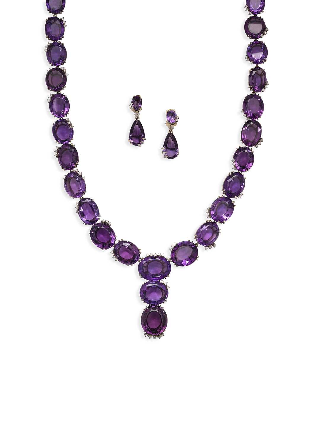 Lot 689 - AMETHYST AND DIAMOND DEMI-PARURE, 1960s