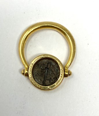 Lot 791 - BULGARI: ANCIENT COIN RING/PENDANT, 2ND CENTURY BC AND 1980s