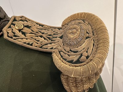 Lot 5 - THE UNIFORM OF LIEUTENANT COLONEL WARRENDER, ROYAL COMPANY OF ARCHERS