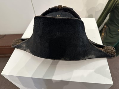 Lot 5 - THE UNIFORM OF LIEUTENANT COLONEL WARRENDER, ROYAL COMPANY OF ARCHERS