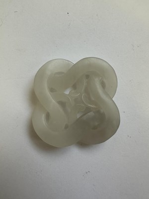 Lot 78 - A CHINESE WHITE JADE 'CHILONG' PENDANT, QING DYNASTY (1644-1911)