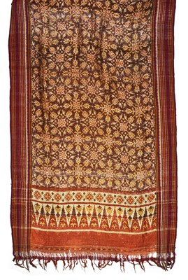 Lot 202 - A SILK DOUBLE IKAT SARI (PATOLA)