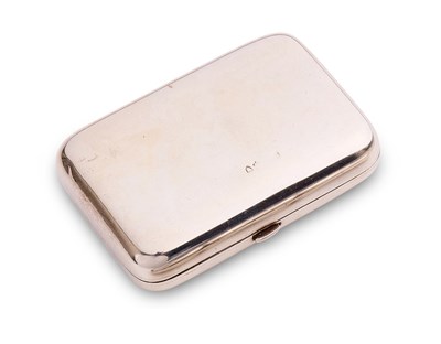 Lot 51 - A VICTORIAN SILVER PURSE AND A GEORGE V SILVER CIRCULAR BOX