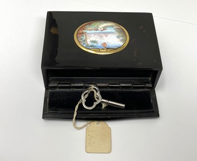 Lot 289 - A FRENCH TORTOISESHELL SINGING BIRD BOX, BONTEMS, PARIS, EARLY 20TH CENTURY