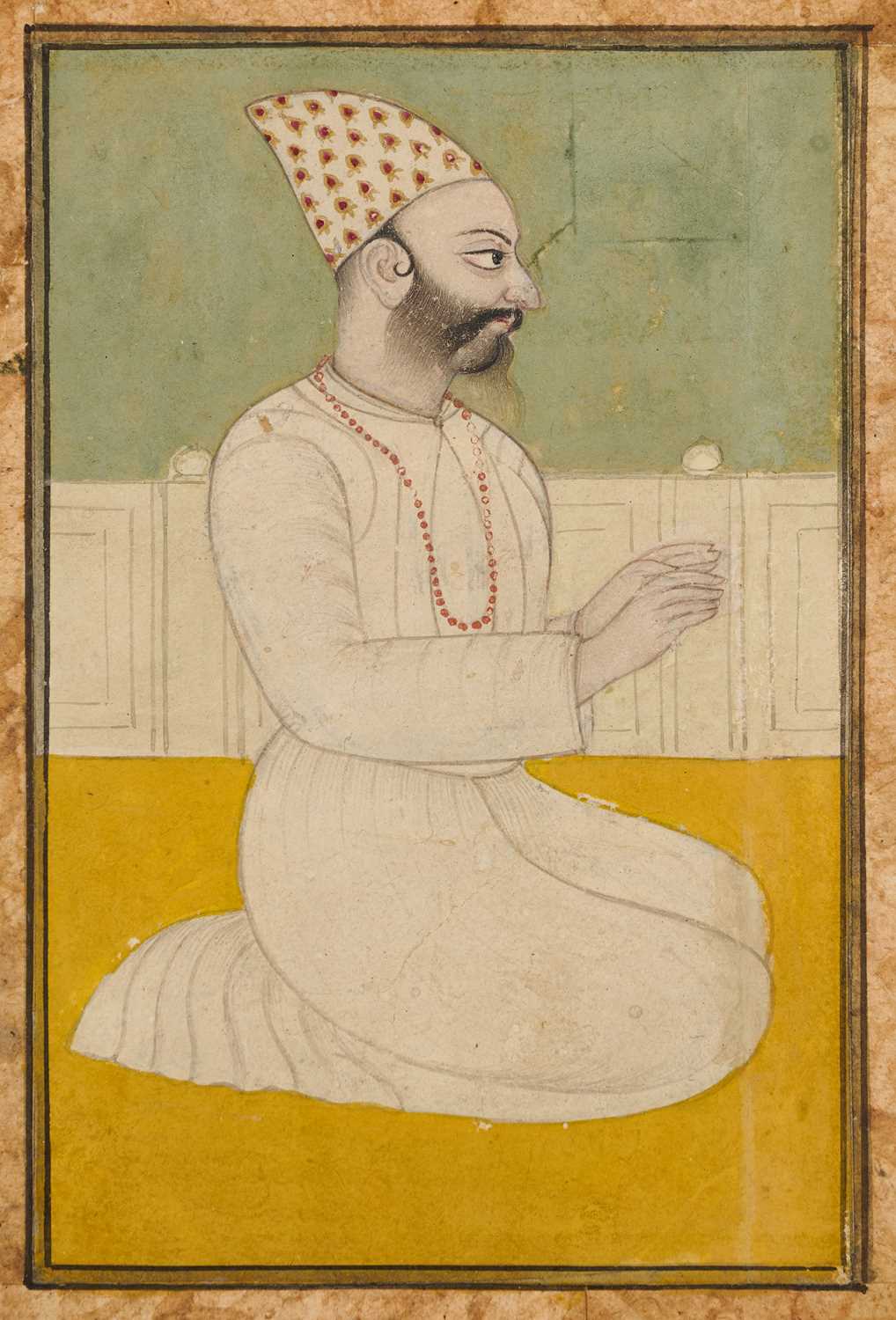 Lot 92 - A KNEELING COURTIER, RAJASTHAN, NORTHERN INDIA, CIRCA 1800