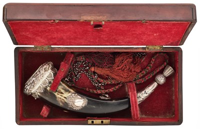 Lot 736 - A CASED SCOTTISH DRESS SNUFF MULL IN THE FORM OF A POWDER-FLASK, 19TH CENTURY