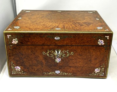 Lot 210 - A VICTORIAN AMBOYNA DRESSING CASE WITH ITS SILVER FITTINGS, J. TURRILL & CO., LONDON, CIRCA 1844