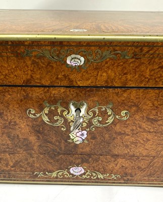 Lot 210 - A VICTORIAN AMBOYNA DRESSING CASE WITH ITS SILVER FITTINGS, J. TURRILL & CO., LONDON, CIRCA 1844