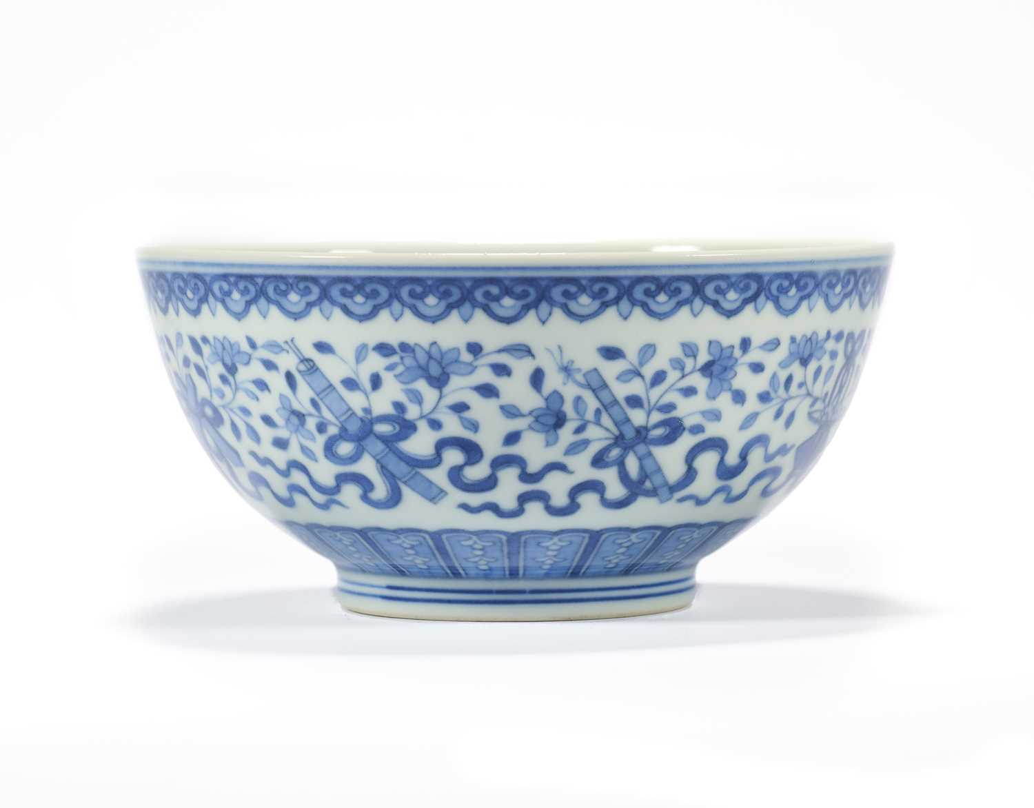 Lot 14 - A CHINESE BLUE AND WHITE 'EIGHT DOAIST EMBLEMS' BOWL, JIAQING MARK AND PERIOD (1796-1820)